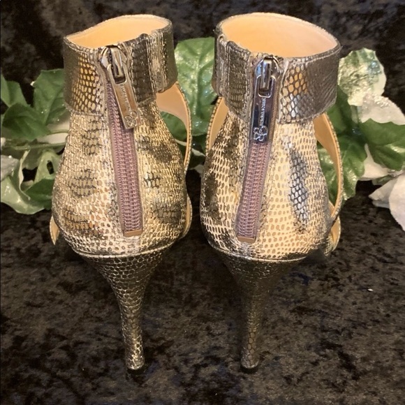 Jessica Simpson Mekos Gold Silver Snakeskin Heels - Picture 3 of 12